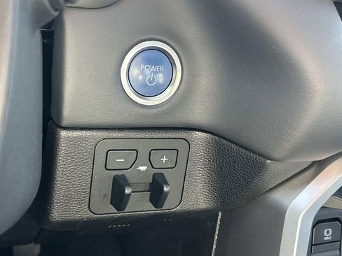 Used 2024 Toyota Tundra Platinum image 33