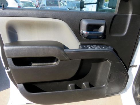 Used 2019 Chevrolet Silverado 2500 W/T image 11