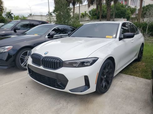 Certified 2025 BMW 330i Sedan w/ M Sport Package RWD image 1
