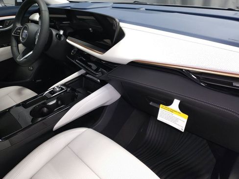 New 2026 Buick Envision Avenir image 8