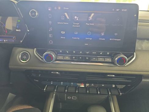 Used 2024 Chevrolet Colorado ZR2 w/ ZR2 Convenience Package III AWD/4WD image 15