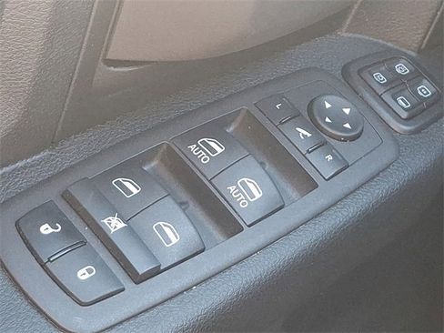 Used 2023 RAM 3500 Tradesman w/ Chrome Appearance Group image 29