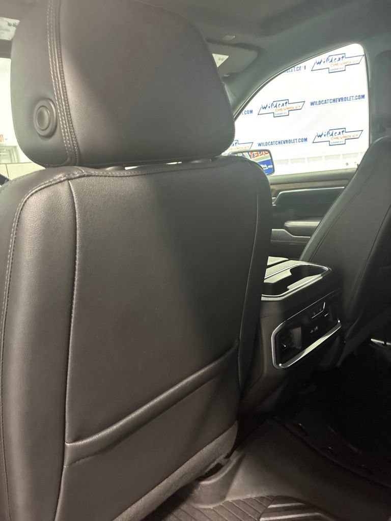 Used 2023 Chevrolet Silverado 1500 High Country w/ Technology Package AWD/4WD image 45