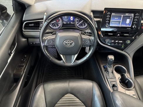 Used 2021 Toyota Camry SE w/ Cold Weather Package AWD/4WD image 20