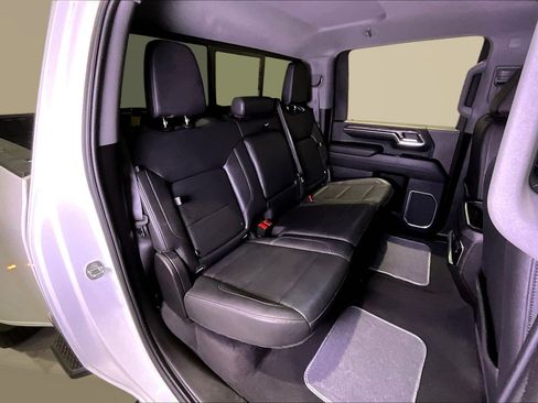 Used 2024 Chevrolet Silverado 3500 LTZ w/ LTZ Plus Package image 26