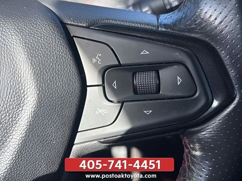 Used 2021 Chevrolet TrailBlazer RS w/ Sun and Liftgate Package AWD/4WD image 22