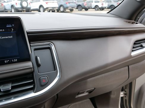 Used 2021 Chevrolet Tahoe LT image 22