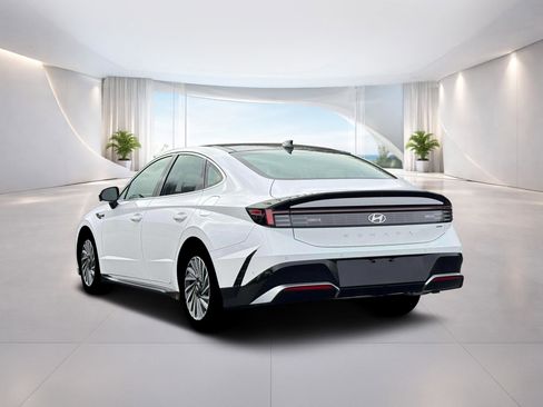 New 2026 Hyundai Sonata Limited FWD image 5