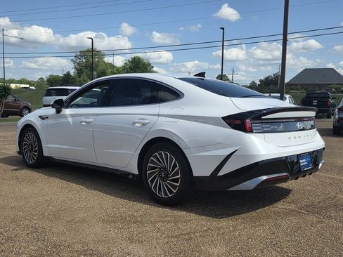 Used 2025 Hyundai Sonata SEL FWD image 6