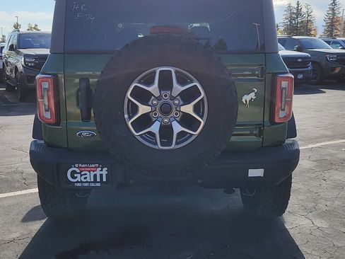 New 2025 Ford Bronco Badlands image 24