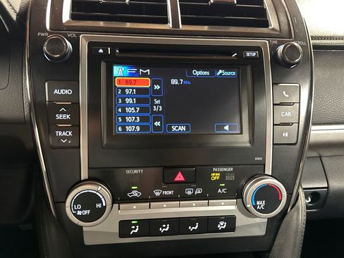Used 2012 Toyota Camry SE FWD image 21