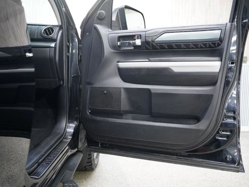 Used 2020 Toyota Tundra Platinum image 32