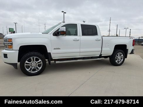 Used 2016 Chevrolet Silverado 2500 High Country w/ Duramax Plus Package image 6