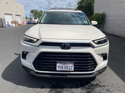 Certified 2024 Toyota Grand Highlander FWD image 2
