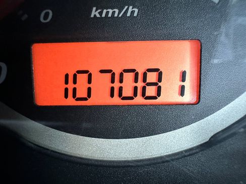 Used 2005 Honda CR-V LX image 10