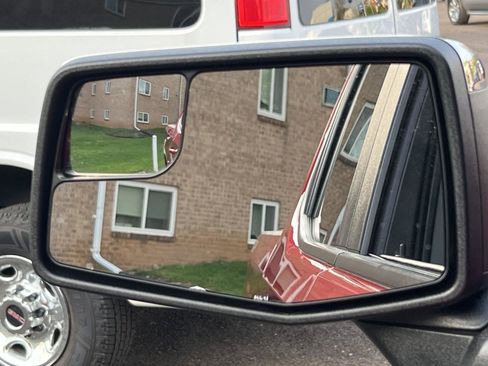 Used 2022 Chevrolet Silverado 1500 LT w/ Bed Protection Package image 32