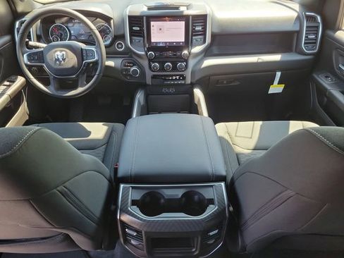 New 2026 RAM 1500 Express AWD/4WD image 9
