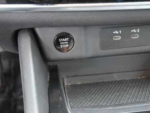 Used 2024 Nissan Rogue S FWD image 37