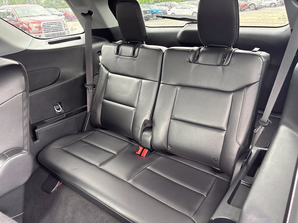 Used 2024 Ford Explorer Limited w/ Limited Technology Package AWD/4WD image 28