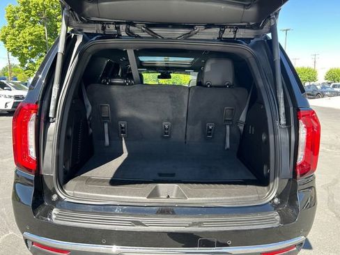 Used 2023 GMC Yukon SLT w/ Max Trailering Package AWD/4WD image 19