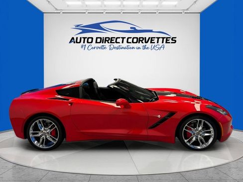 Used 2019 Chevrolet Corvette Stingray Coupe w/ 1LT RWD image 6