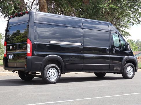 Used 2023 RAM ProMaster 2500 FWD image 5