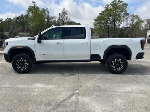 New 2026 GMC Sierra 2500 AT4X AWD/4WD image 9