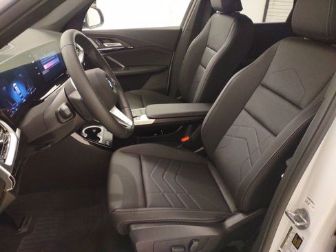 Used 2025 BMW X1 xDrive28i w/ Convenience Package image 5