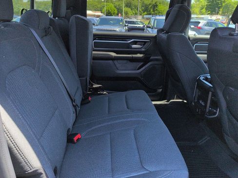 Used 2022 RAM 1500 Big Horn AWD/4WD image 11