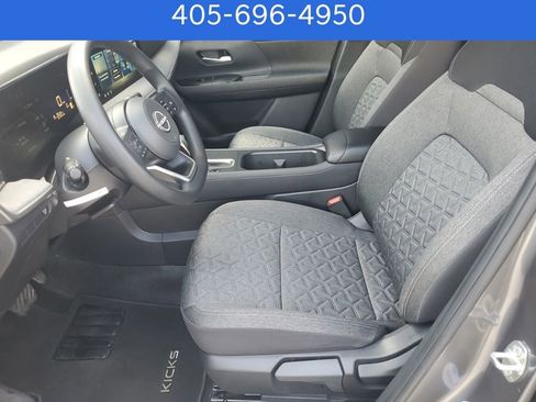 Used 2026 Nissan Kicks SV FWD image 16