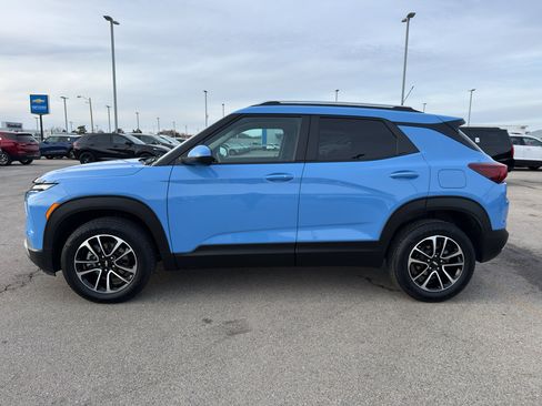 Used 2024 Chevrolet TrailBlazer LT w/ Convenience Package image 6