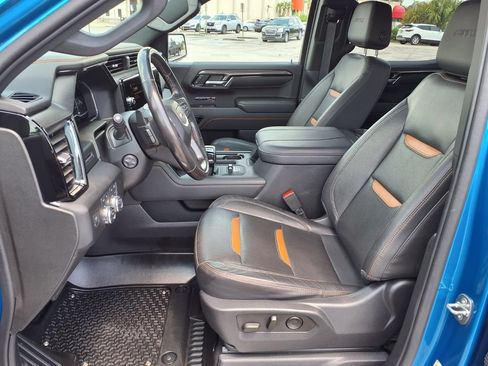 Used 2023 GMC Sierra 1500 AT4 AWD/4WD image 25