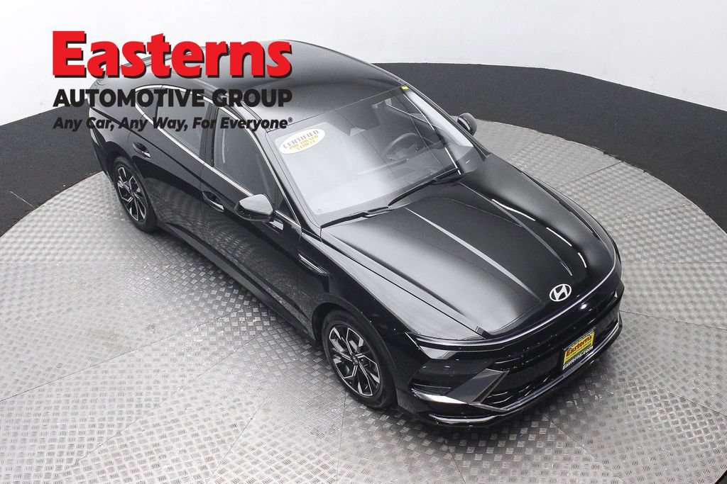 Used 2025 Hyundai Sonata SEL FWD image 4