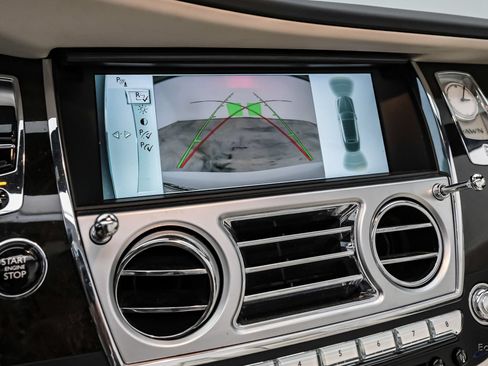 Used 2017 Rolls-Royce Dawn RWD image 88