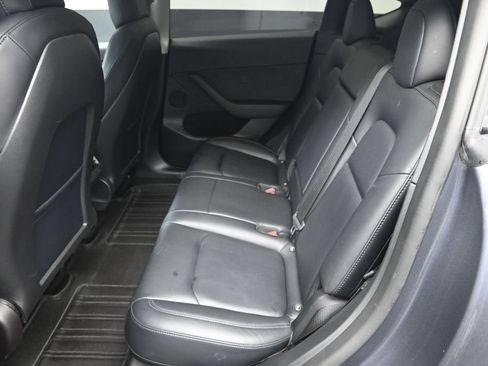 Used 2022 Tesla Model Y Performance AWD/4WD image 24