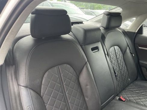 Used 2014 Audi A8 4.0T w/ Luxury Package AWD/4WD image 6