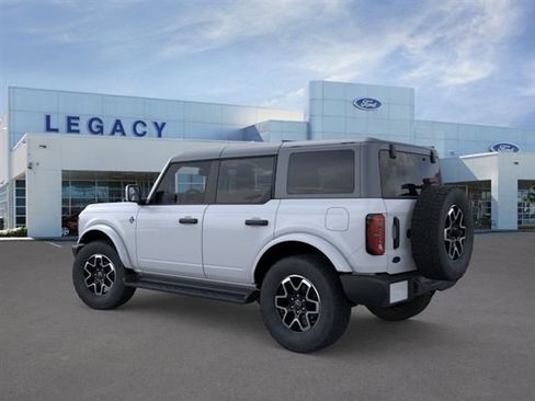 New 2026 Ford Bronco Outer Banks AWD/4WD image 4