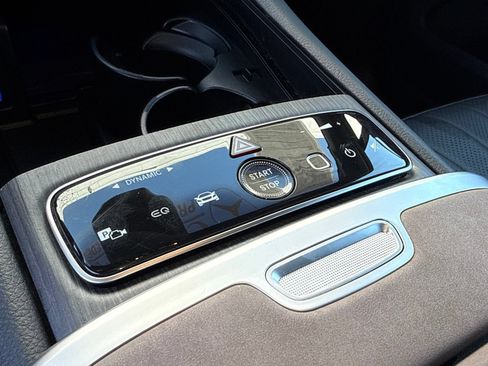Used 2024 Mercedes-Benz EQS 450+ SUV image 38