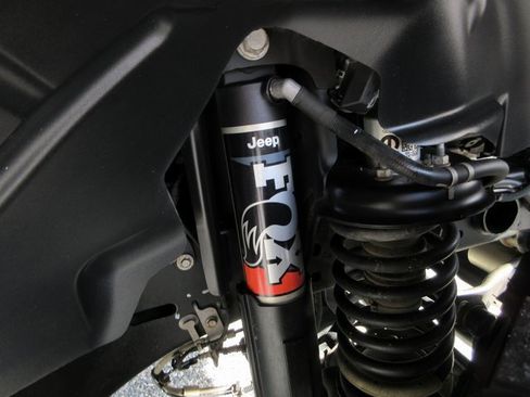 Used 2022 Jeep Gladiator Mojave w/ LED Lighting Group image 7