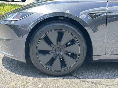 Used 2025 Tesla Model 3 Long Range RWD image 13