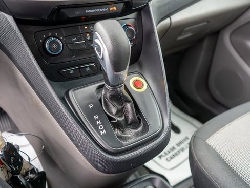 Used 2022 Ford Transit Connect XL image 32