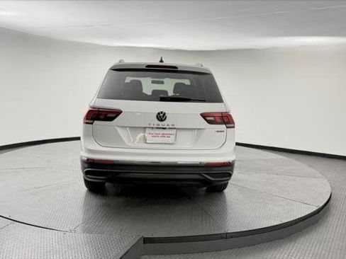 Used 2022 Volkswagen Tiguan S AWD/4WD image 7