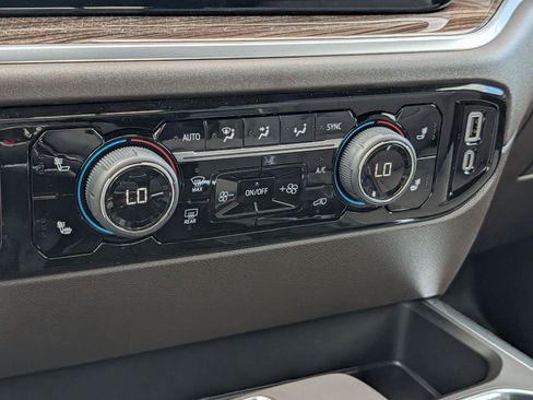 New 2026 Chevrolet Silverado 1500 RST w/ RST All Star Premium Package AWD/4WD image 19