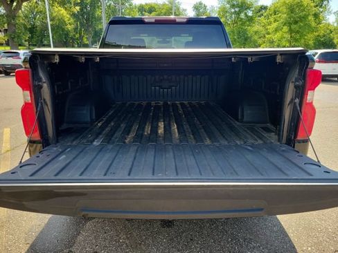 Used 2021 Chevrolet Silverado 1500 RST AWD/4WD image 29