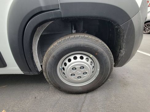 New 2026 RAM ProMaster 2500 w/ Convenience Group FWD image 21