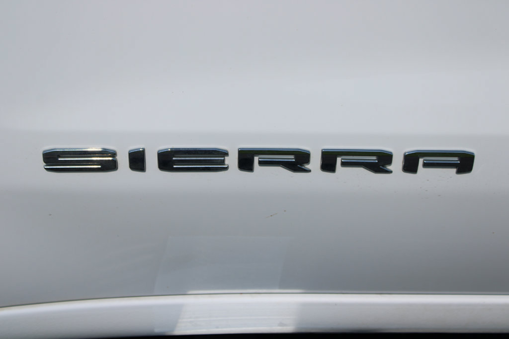 Used 2021 GMC Sierra 1500 SLT w/ SLT Premium Package AWD/4WD image 7