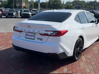 Used 2025 Toyota Camry SE w/ Convenience Package FWD video 2