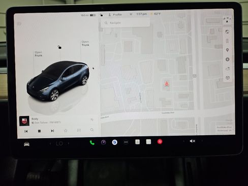 Used 2024 Tesla Model Y Long Range AWD/4WD image 9