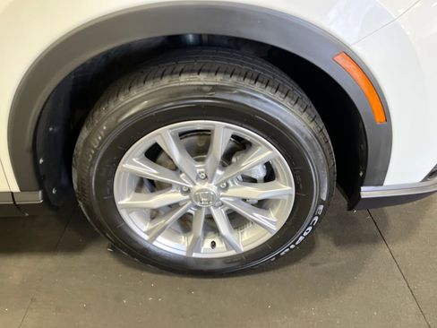 Used 2025 Honda CR-V EX image 12