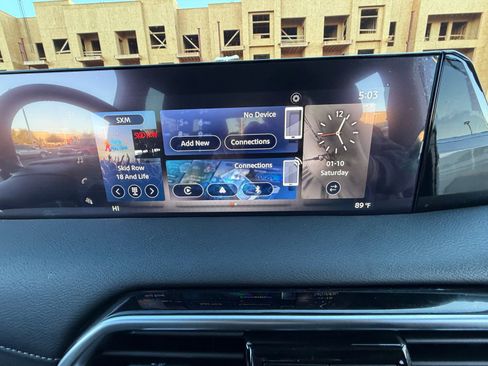 Used 2025 Nissan Armada SV image 28